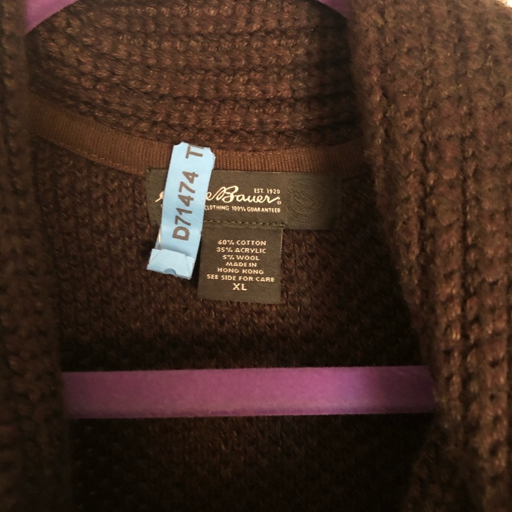 Sweater vest